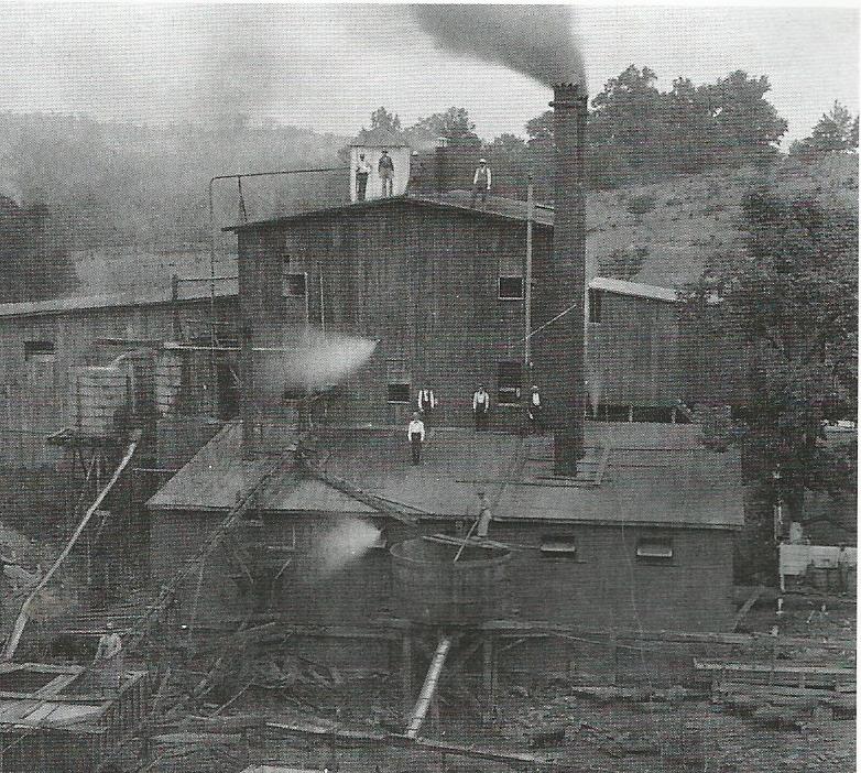 1900 Whiskey Distillery in Bardstown